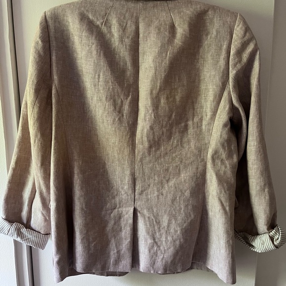 Tan Linen Blazer with Gold Buttons - Picture 2 of 13